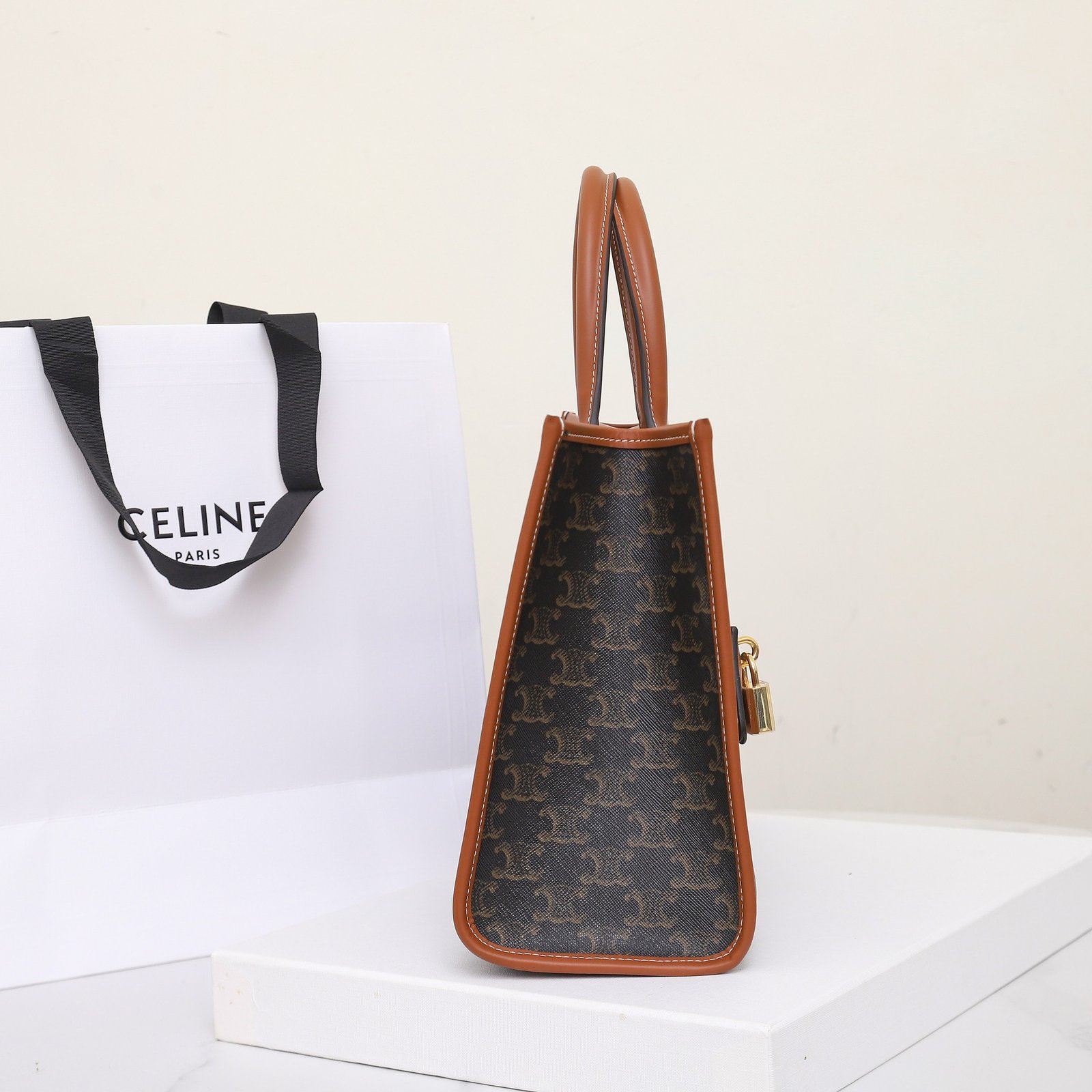 CELINE Horizontal Cabas Tote Bag 35cm Triomphe Canvas and Calfskin Leather Crossbody and Handbag with Strap 3