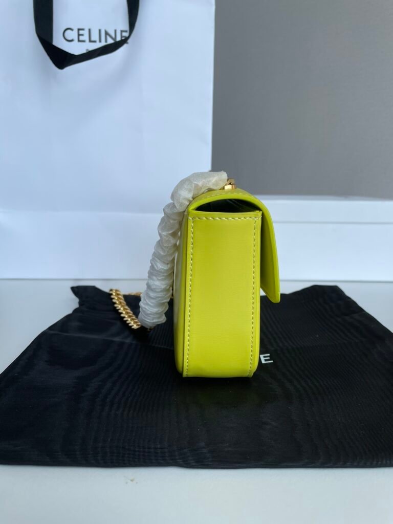 Celine Triomphe Chain Shoulder Bag 20.5cm Lime Green Smooth Calfskin Handbag – Image 3