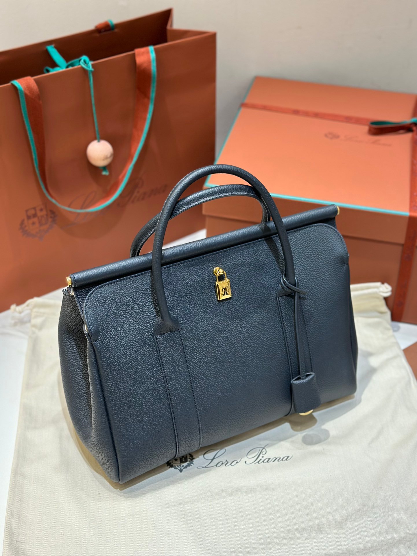 Loro Piana Loom L32 Handbag 33cm Tender Calfskin Luxury Designer Tote Bag with Gold Padlock & Removable Pouch