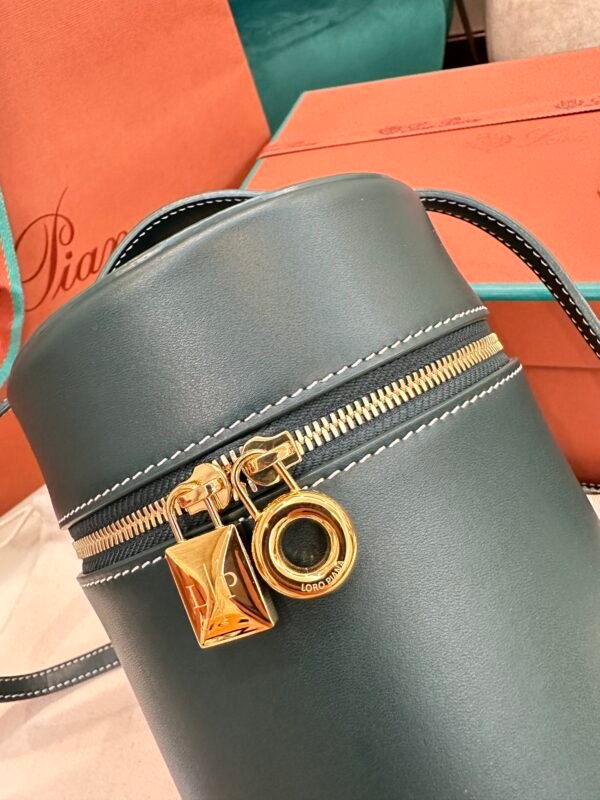 3 Loro Piana Extracase Bucket Bag 12x12x16cm Luxury Calfskin Handbag Designer Leather Vanity Case for Women