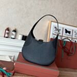 Loro Piana Bale Mini Bucket Bag Soft Natural Grained Calfskin Leather Top-Tier Quality Handbag 6 Elegant Colors Loro Piana Bale Mini Bucket Bag Soft Natural Grained Calfskin Leather Top-Tier Quality Handbag 6 Elegant Colors