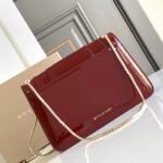 BVLGARI Serpenti Forever Glossy Calfskin Shoulder Bag 25cm Multi-Compartment Chain Bag with Snakehead Closure BVLGARI Serpenti Forever Glossy Calfskin Shoulder Bag 25cm Multi-Compartment Chain Bag with Snakehead Closure