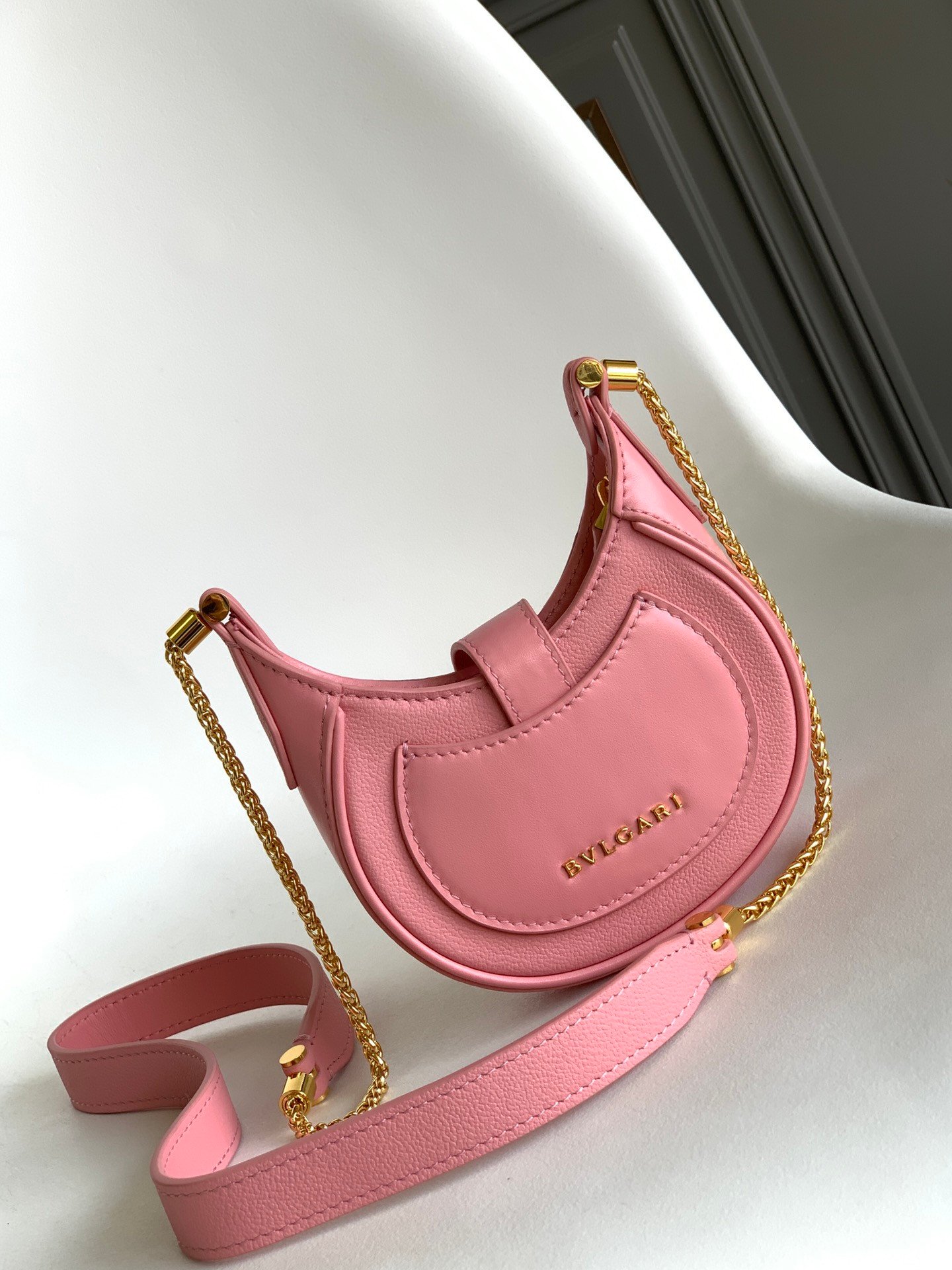 BVLGARI Serpenti Ellipse Mini Crossbody Bag Calf Leather Crescent Shoulder Bag with Snake Head Buckle High-End Purse for Women – Image 3