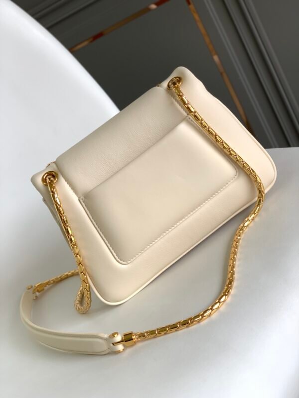 3 BVLGARI Serpenti Reverse Small Shoulder Bag 22.5cm Quilted Metropolitan Calf Leather Crossbody Chain Bag with Magnetic Snakehead Closure