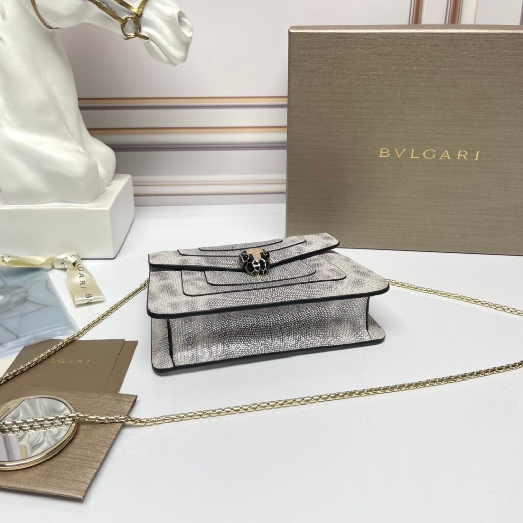 BVLGARI Serpenti Forever Silver-White Karung Skin Shoulder Bag Snakeskin Crossbody Handbag 20cm – Image 3
