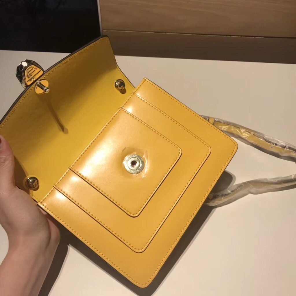 BVLGARI Serpenti Forever Shoulder Bag 20cm Small Calfskin Leather Crossbody Bag Chain Strap 6 Colors – Image 9 BVLGARI Serpenti Forever Shoulder Bag 20cm Small Calfskin Leather Crossbody Bag Chain Strap 6 Colors – Image 9