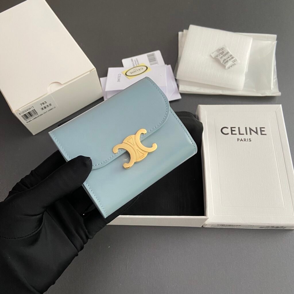 CELINE Triomphe Small Wallets 9.5cm 6 Seasonal Colors – Image 7 CELINE Triomphe Small Wallets 9.5cm 6 Seasonal Colors – Image 7