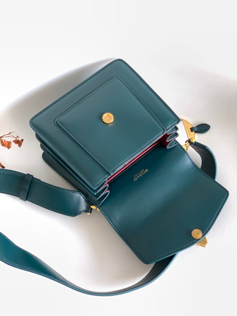 BVLGARI Serpenti Forever Bag 18cm 7 Iconic Colors Lambskin Top Handle Bag – Image 8 BVLGARI Serpenti Forever Bag 18cm 7 Iconic Colors Lambskin Top Handle Bag – Image 8