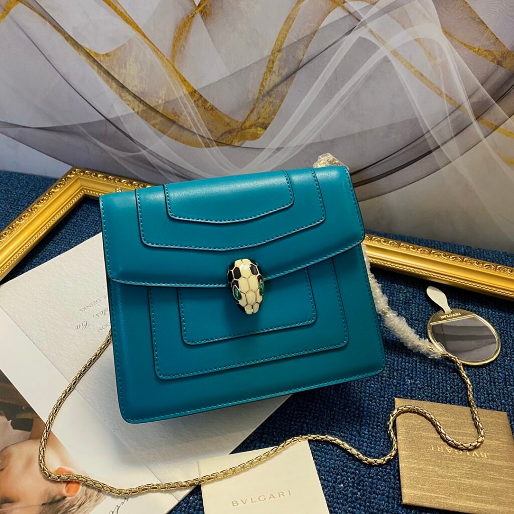 BVLGARI Serpenti Forever Shoulder Bag 20cm Small Calfskin Leather Crossbody Bag Chain Strap 6 Colors – Image 11 BVLGARI Serpenti Forever Shoulder Bag 20cm Small Calfskin Leather Crossbody Bag Chain Strap 6 Colors – Image 11