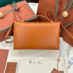 Loro Piana Extra Bag 27 Premium Calfskin Handbag with Steel Hardware Timeless Quiet Luxury Top-Handle Bag 4 Colors Loro Piana Extra Bag 27 Premium Calfskin Handbag with Steel Hardware Timeless Quiet Luxury Top-Handle Bag 4 Colors