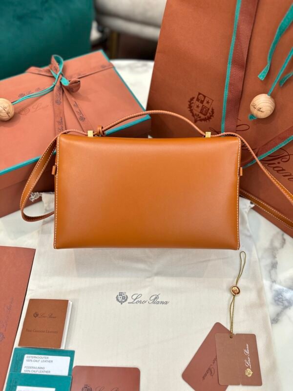 33 Loro Piana Extra Bag 27 Premium Calfskin Handbag with Steel Hardware Timeless Quiet Luxury Top-Handle Bag 4 Colors