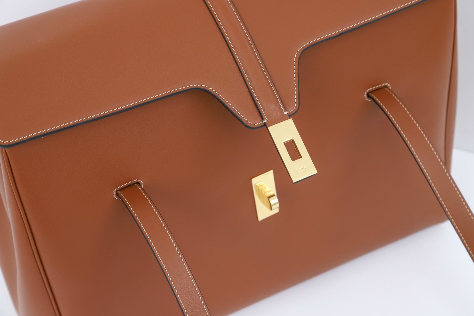 CELINE Soft 16 Bag Grained Calfskin Leather Shoulder Tote Luxury Office & Travel Handbag 32cm/38cm 33