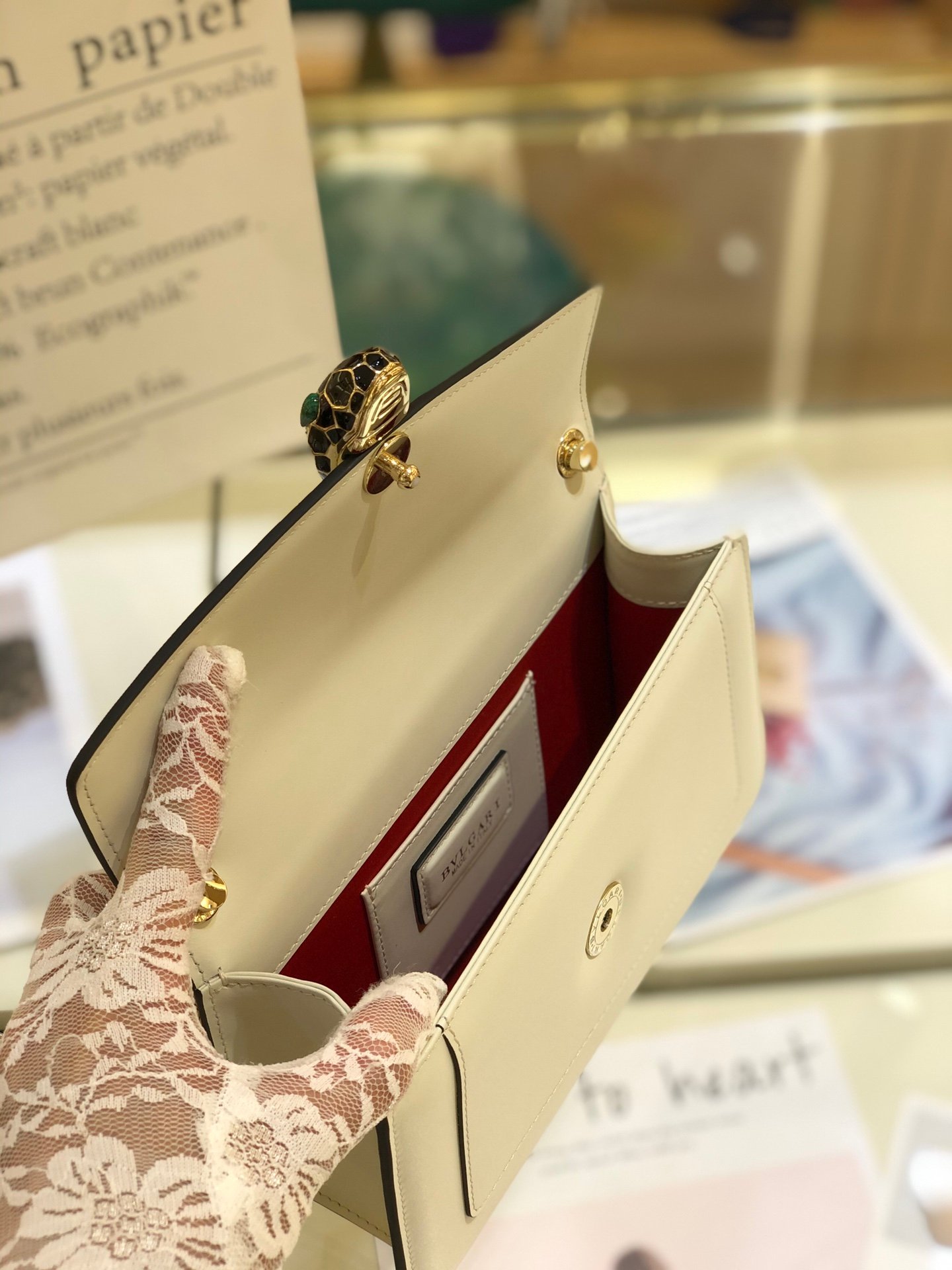 BVLGARI Serpenti Forever Calfskin Crossbody Bag 22.5cm Snakehead Enamel Closure Chain Shoulder Bag 4 Colors BVLGARI Serpenti Forever Calfskin Crossbody Bag 22.5cm Snakehead Enamel Closure Chain Shoulder Bag 4 Colors