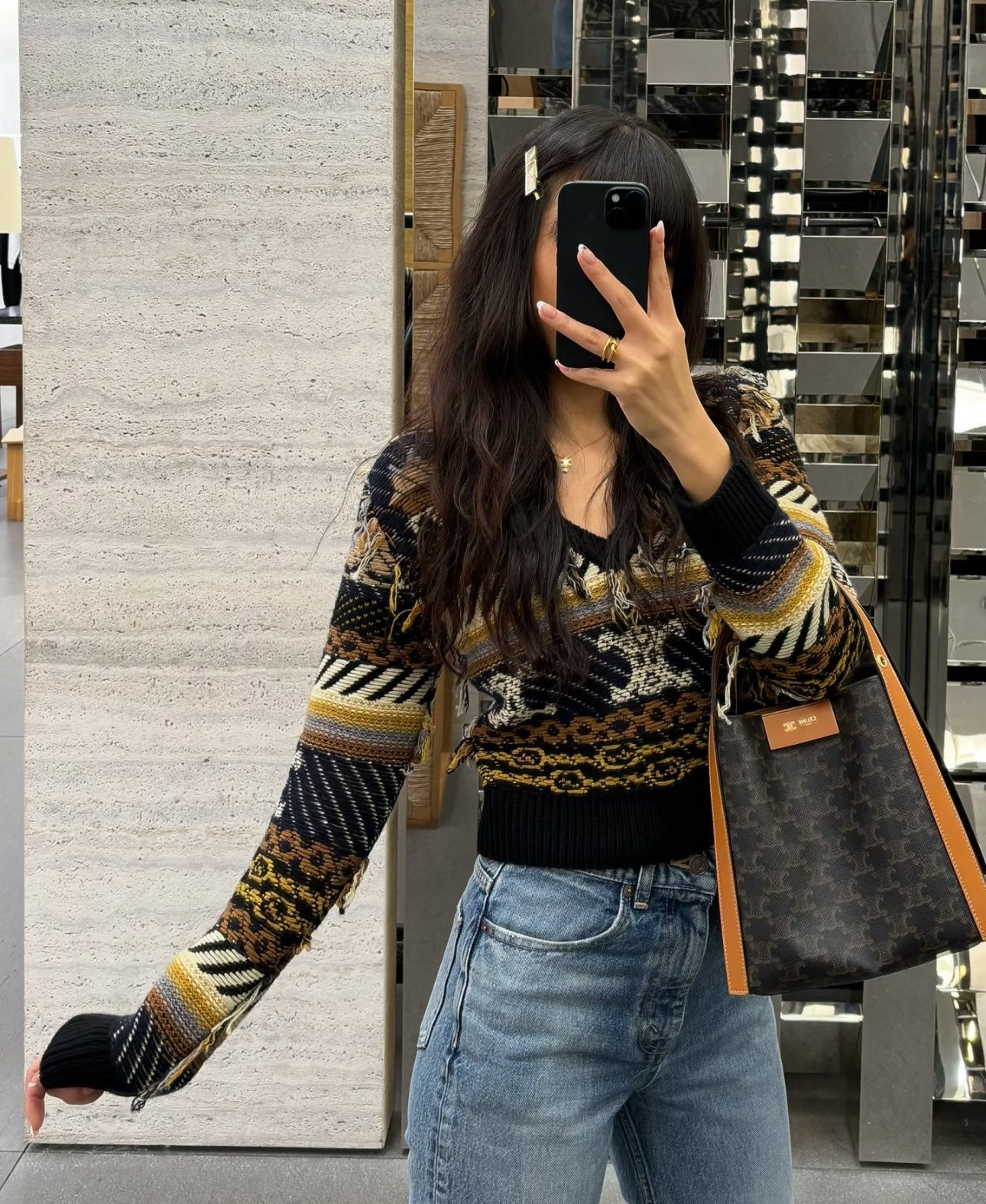 CELINE Cubo Medium Bucket Bag 23cm Triomphe Canvas & Calfskin Handbag with Crossbody Strap & Large Capacity CELINE Cubo Medium Bucket Bag 23cm Triomphe Canvas & Calfskin Handbag with Crossbody Strap & Large Capacity