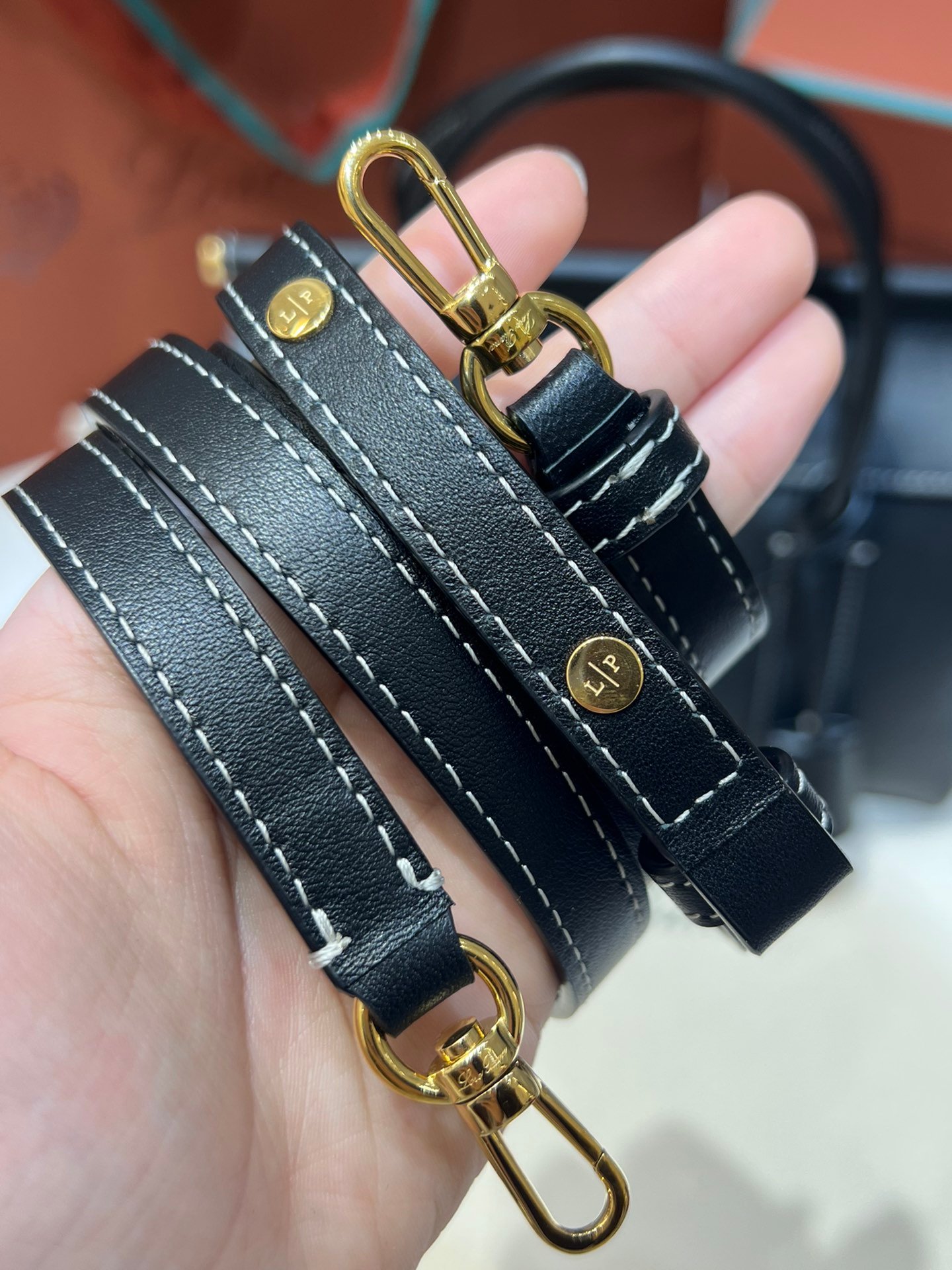 Loro Piana Loom L25 Handbag Grained Leather Designer Top Handle Bag with Crossbody Strap Loro Piana Loom L25 Handbag Grained Leather Designer Top Handle Bag with Crossbody Strap