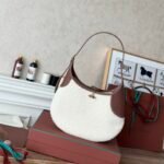 Loro Piana Bale Mini Bucket Bag Soft Natural Grained Calfskin Leather Top-Tier Quality Handbag 6 Elegant Colors Loro Piana Bale Mini Bucket Bag Soft Natural Grained Calfskin Leather Top-Tier Quality Handbag 6 Elegant Colors