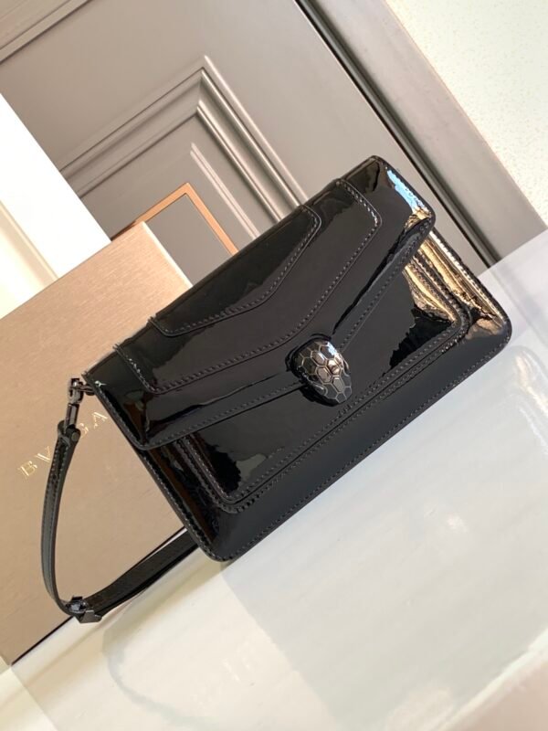 37 BVLGARI Serpenti Forever East-West Small Shoulder Bag 22cm Patent & Metallic Calf Leather Crossbody Handbag with Snakehead Closure
