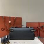 Loro Piana Extra Softy L33 Bag Quiet Luxury Fine-Grained Leather Handbag with Crossbody Strap