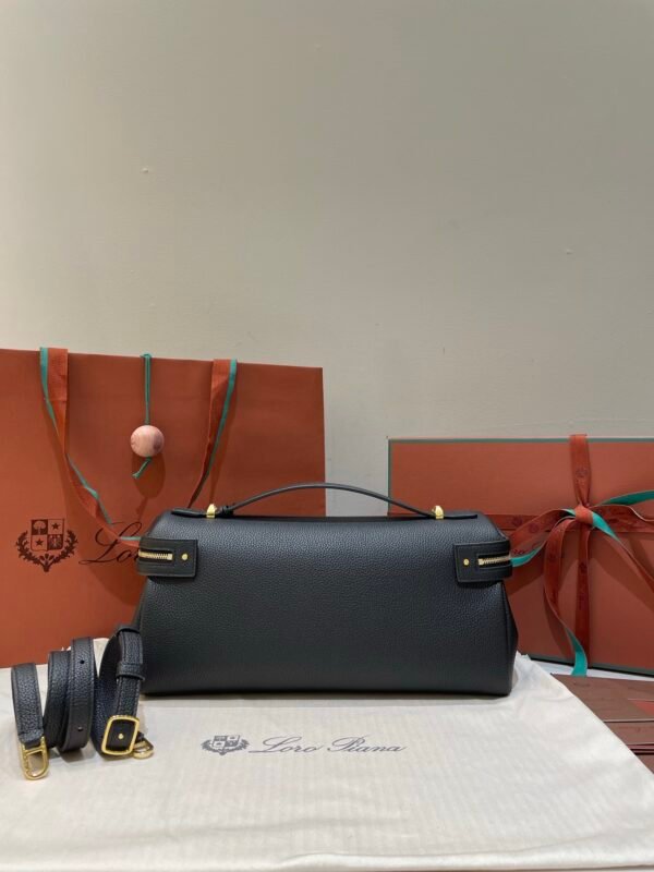Loro Piana Extra Softy L33 Bag Quiet Luxury Fine-Grained Leather Handbag with Crossbody Strap