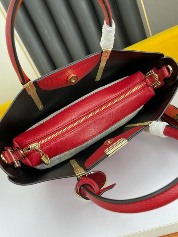39 BVLGARI Style Luxury Two-Piece Tote Bag Set Premium Palm Leather Handbag with Removable Pouch