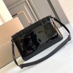 BVLGARI Serpenti Forever East-West Small Shoulder Bag 22cm Patent & Metallic Calf Leather Crossbody Handbag with Snakehead Closure BVLGARI Serpenti Forever East-West Small Shoulder Bag 22cm Patent & Metallic Calf Leather Crossbody Handbag with Snakehead Closure