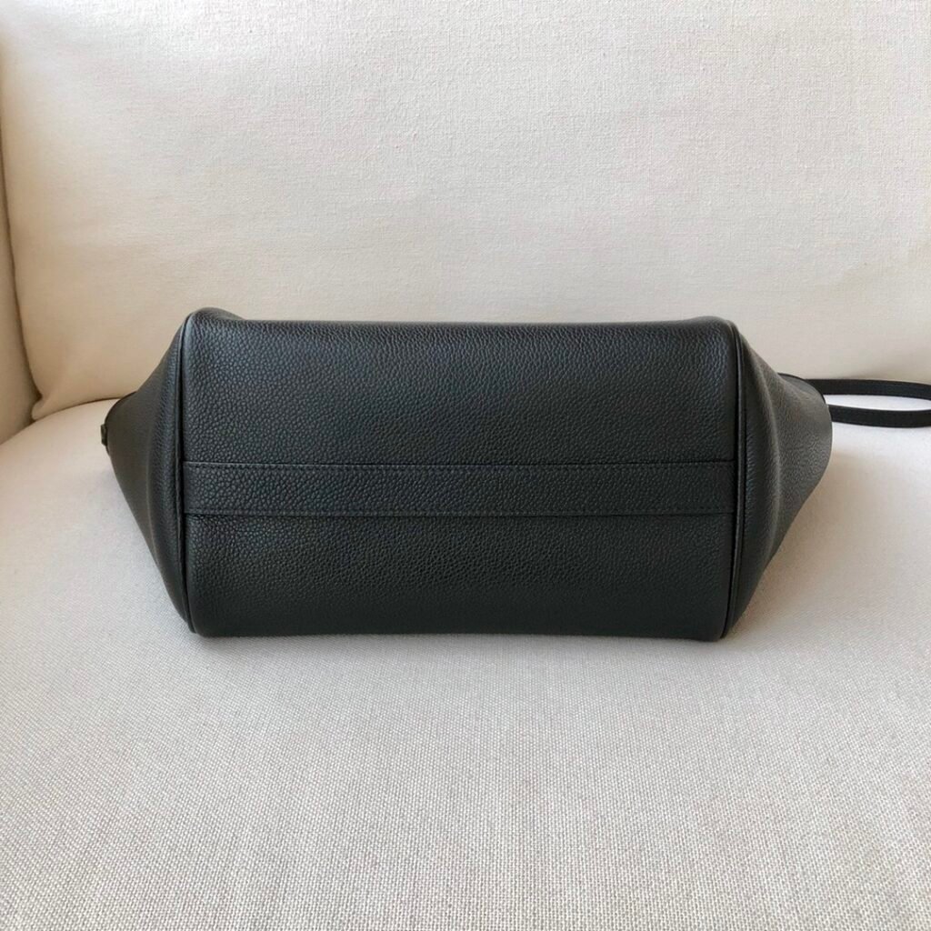 Celine Folded Cabas Bag 26cm Black &amp; Oatmeal Grained Calfskin Tote Bag for Women &ndash; Image 3