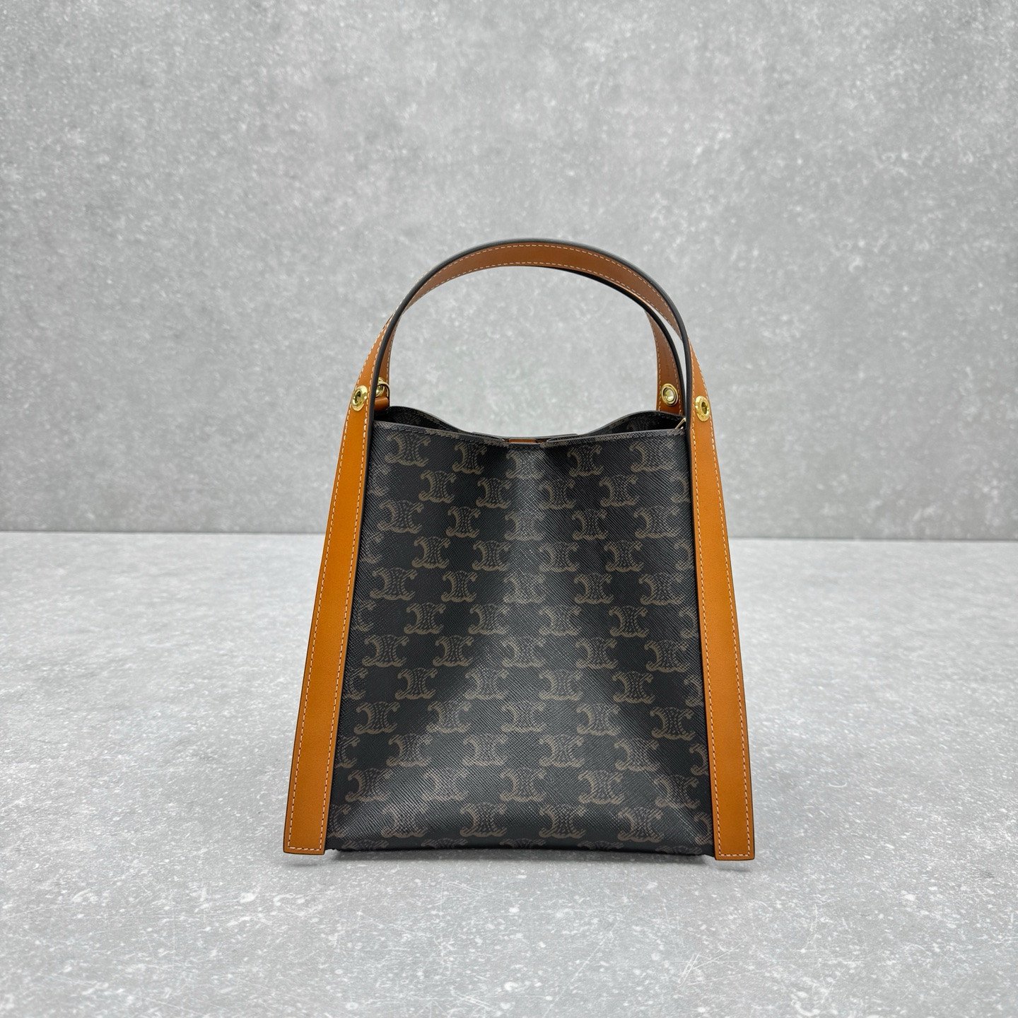 CELINE Cubo Medium Bucket Bag 23cm Triomphe Canvas & Calfskin Handbag with Crossbody Strap & Large Capacity CELINE Cubo Medium Bucket Bag 23cm Triomphe Canvas & Calfskin Handbag with Crossbody Strap & Large Capacity