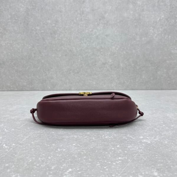 Celine Half-Moon Hobo Bag 25cm Triomphe Oil-Waxed Leather Underarm Bag with Gold Hardware