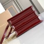 BVLGARI Serpenti Forever Glossy Calfskin Top Handle Bag 18cm Luxury Snakehead Chain Shoulder Crossbody Bag BVLGARI Serpenti Forever Glossy Calfskin Top Handle Bag 18cm Luxury Snakehead Chain Shoulder Crossbody Bag