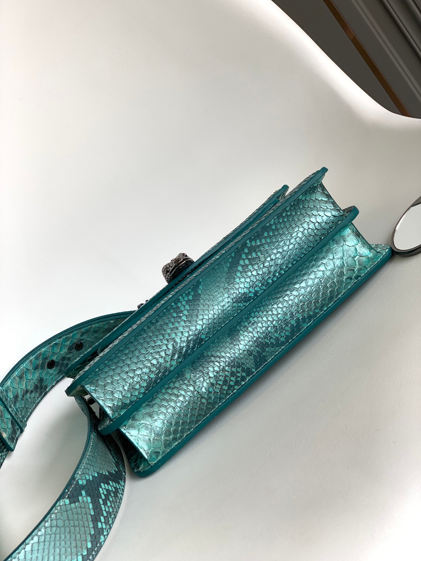 BVLGARI Serpenti Forever MaxiChain Medium Shoulder Bag Pearlescent Afterglow Aquamarine Blue Python Exotic Leather Crossbody Bag BVLGARI Serpenti Forever MaxiChain Medium Shoulder Bag Pearlescent Afterglow Aquamarine Blue Python Exotic Leather Crossbody Bag