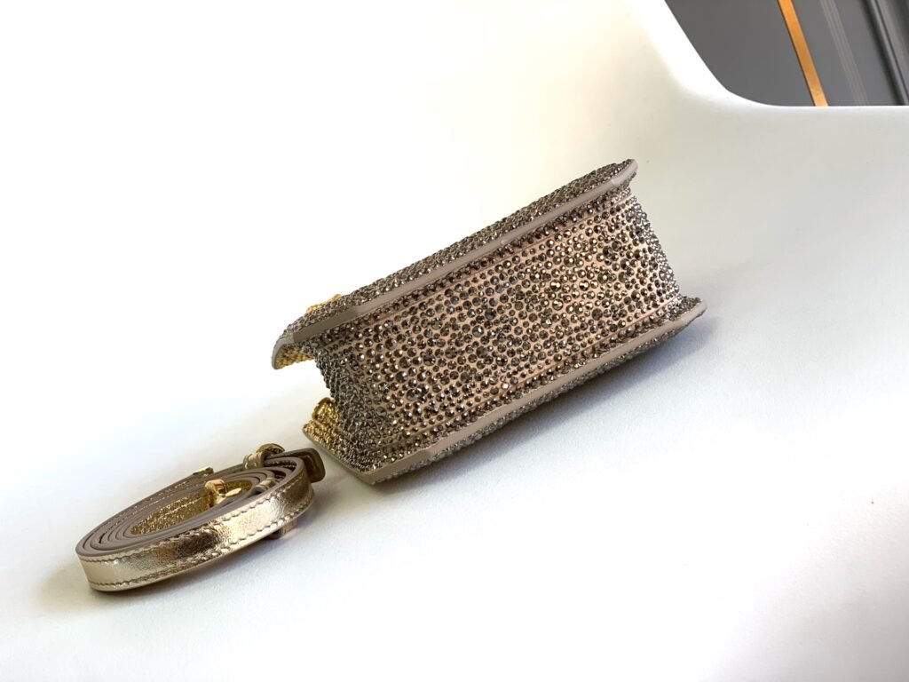 BVLGARI Serpentine Mini Tote Bag Ombre Crystal Embellished Suede Luxury Snake Handle Crossbody Handbag – Image 5 BVLGARI Serpentine Mini Tote Bag Ombre Crystal Embellished Suede Luxury Snake Handle Crossbody Handbag – Image 5