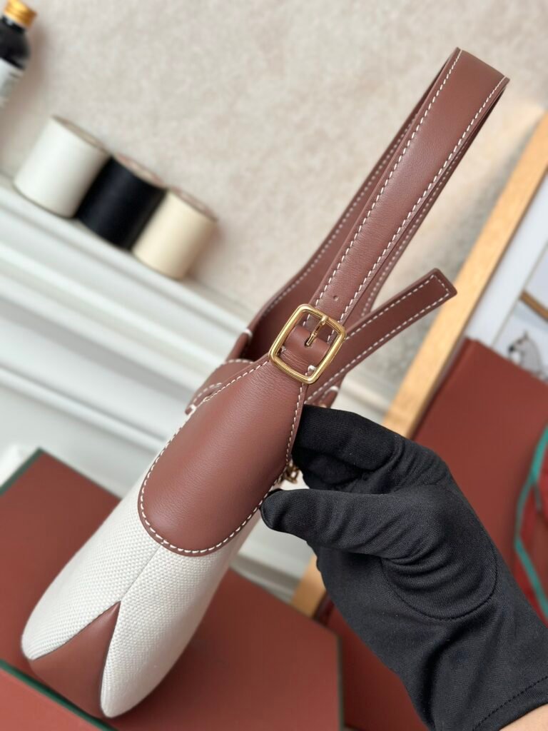 Loro Piana Bobbin Small Shoulder Bag 19cm Italian Calfskin Underarm Hobo Bag &ndash; Image 14