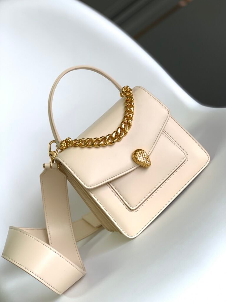 BVLGARI Serpenti Forever Bag 18cm 7 Iconic Colors Lambskin Top Handle Bag – Image 10 BVLGARI Serpenti Forever Bag 18cm 7 Iconic Colors Lambskin Top Handle Bag – Image 10