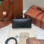 Loro Piana Extra Bag L23 Smooth Calfskin Top Handle Crossbody Bag 23cm for Women Aesthetic Vanity Case Handbag Loro Piana Extra Bag L23 Smooth Calfskin Top Handle Crossbody Bag 23cm for Women Aesthetic Vanity Case Handbag