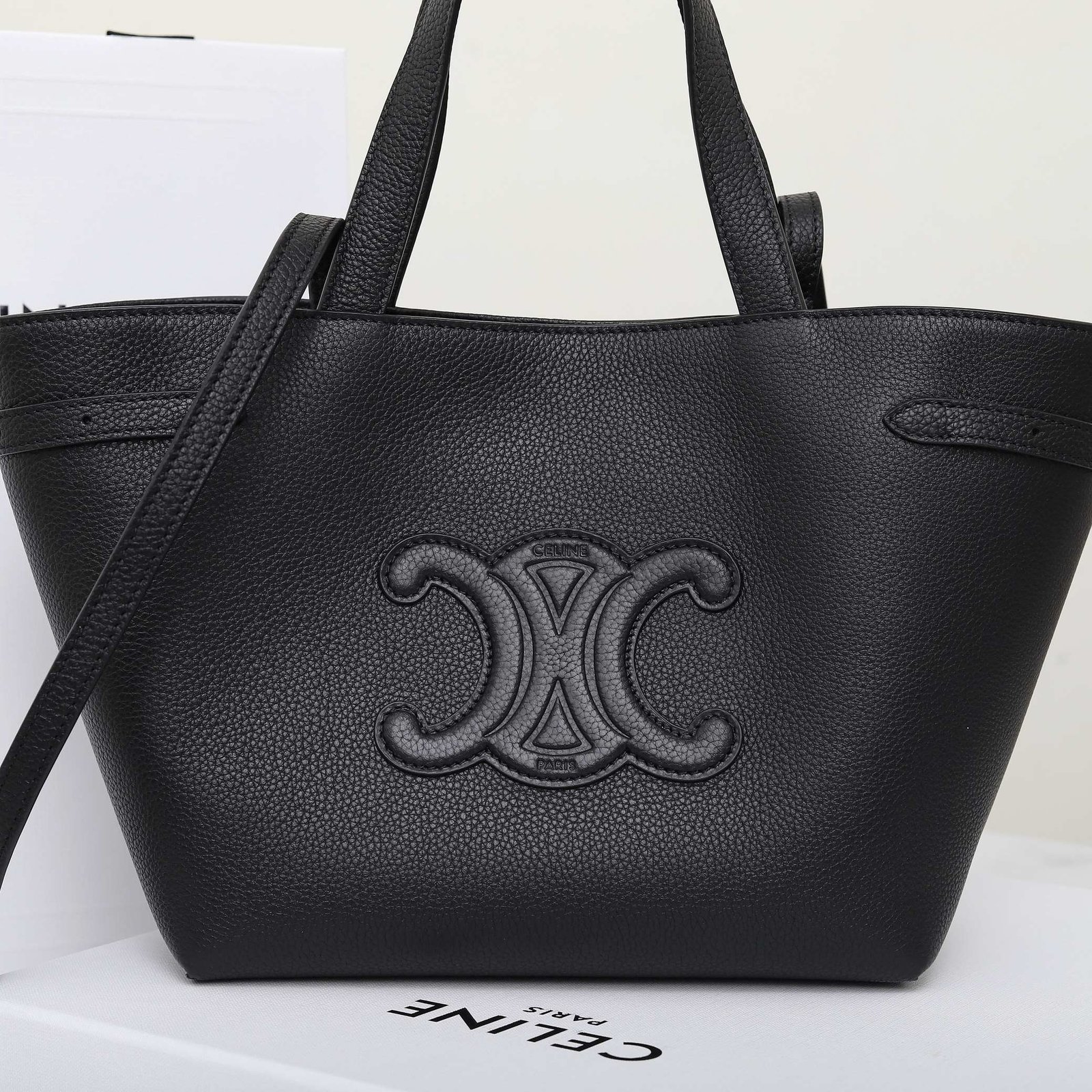 CELINE Small Anais Tote Bag 20.5cm Italian Calfskin Transformable Cuir Triomphe 2-Way Crossbody Bucket Bag 5