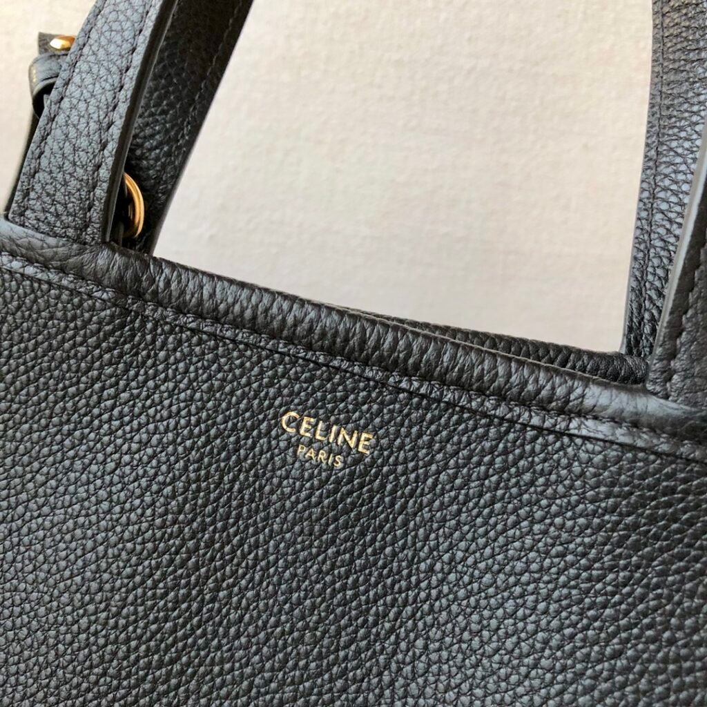 Celine Folded Cabas Bag 26cm Black &amp; Oatmeal Grained Calfskin Tote Bag for Women &ndash; Image 4