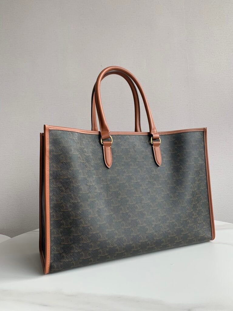 CELINE Horizontal Cabas Tote Bag 43cm Triomphe Canvas Laptop Handle Bag – Image 5