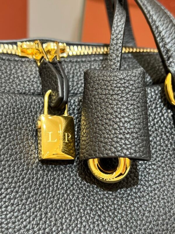 5 Loro Piana Needle Small Bag 5 Colors 31cm Premium Leather Handbag with Adjustable Strap and Internal Pouch
