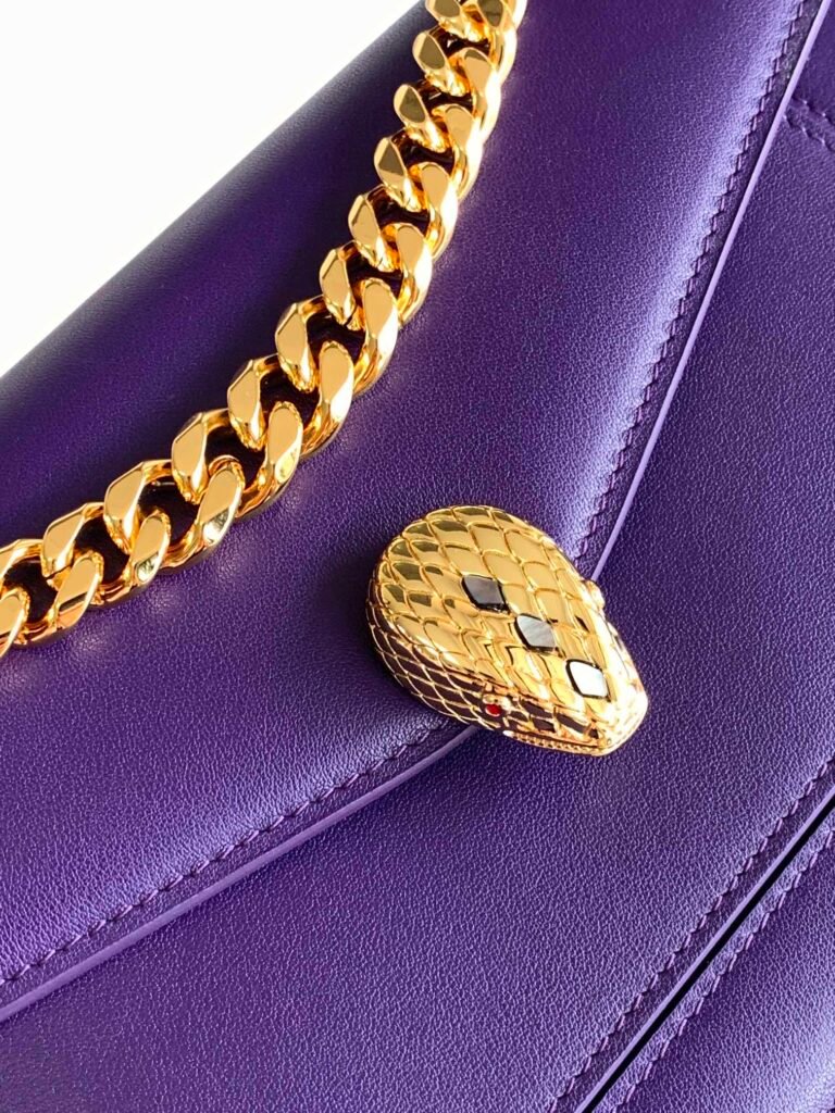 BVLGARI Serpenti East-West Maxi Chain Bag Bright Amethyst Purple Calf Leather – Image 5 BVLGARI Serpenti East-West Maxi Chain Bag Bright Amethyst Purple Calf Leather – Image 5