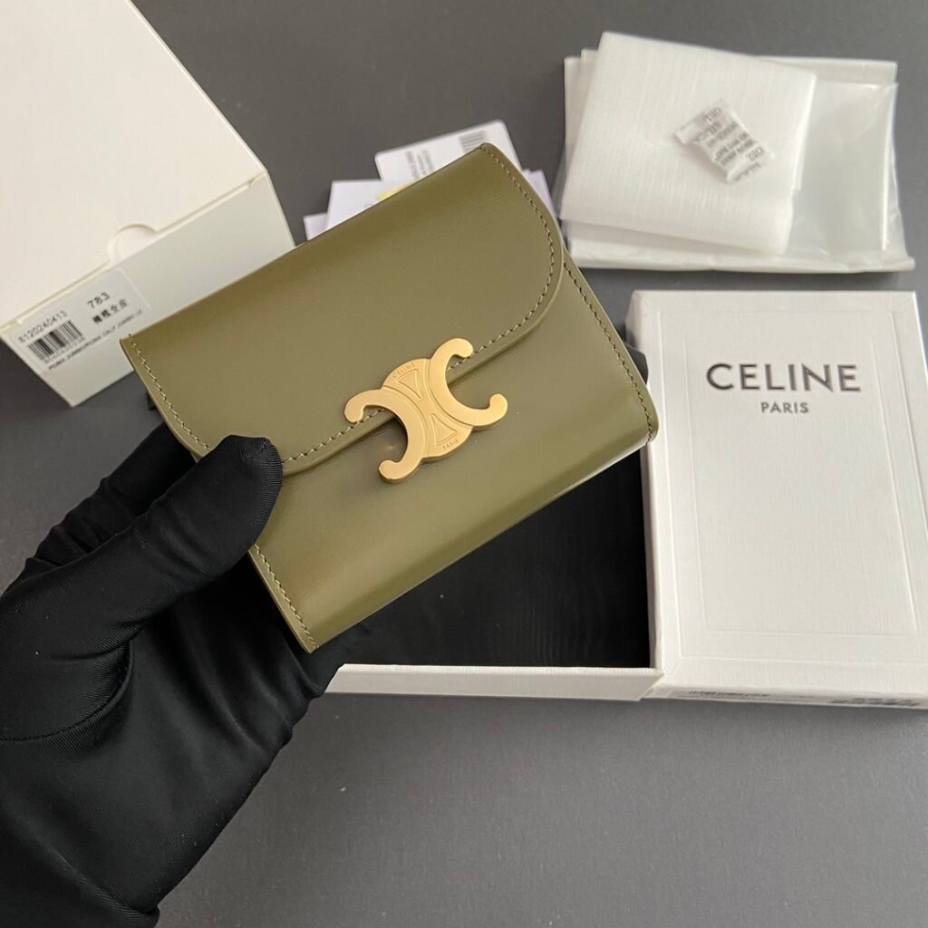 CELINE Triomphe Small Wallets 9.5cm 6 Seasonal Colors – Image 10 CELINE Triomphe Small Wallets 9.5cm 6 Seasonal Colors – Image 10