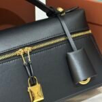Loro Piana Extra Bag L23 Smooth Calfskin Top Handle Crossbody Bag 23cm for Women Aesthetic Vanity Case Handbag Loro Piana Extra Bag L23 Smooth Calfskin Top Handle Crossbody Bag 23cm for Women Aesthetic Vanity Case Handbag