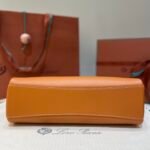 Loro Piana Extra Softy L33 Bag Quiet Luxury Fine-Grained Leather Handbag with Crossbody Strap