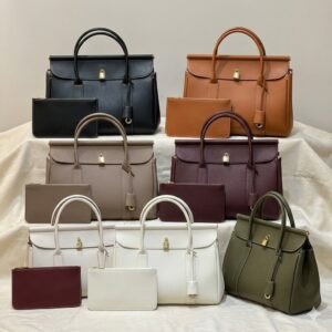 Loro Piana Loom L32 Grained Calfskin Handbag 33cm Designer Tote Bag with Padlock & Pouch Loro Piana Loom L32 Grained Calfskin Handbag 33cm Designer Tote Bag with Padlock & Pouch