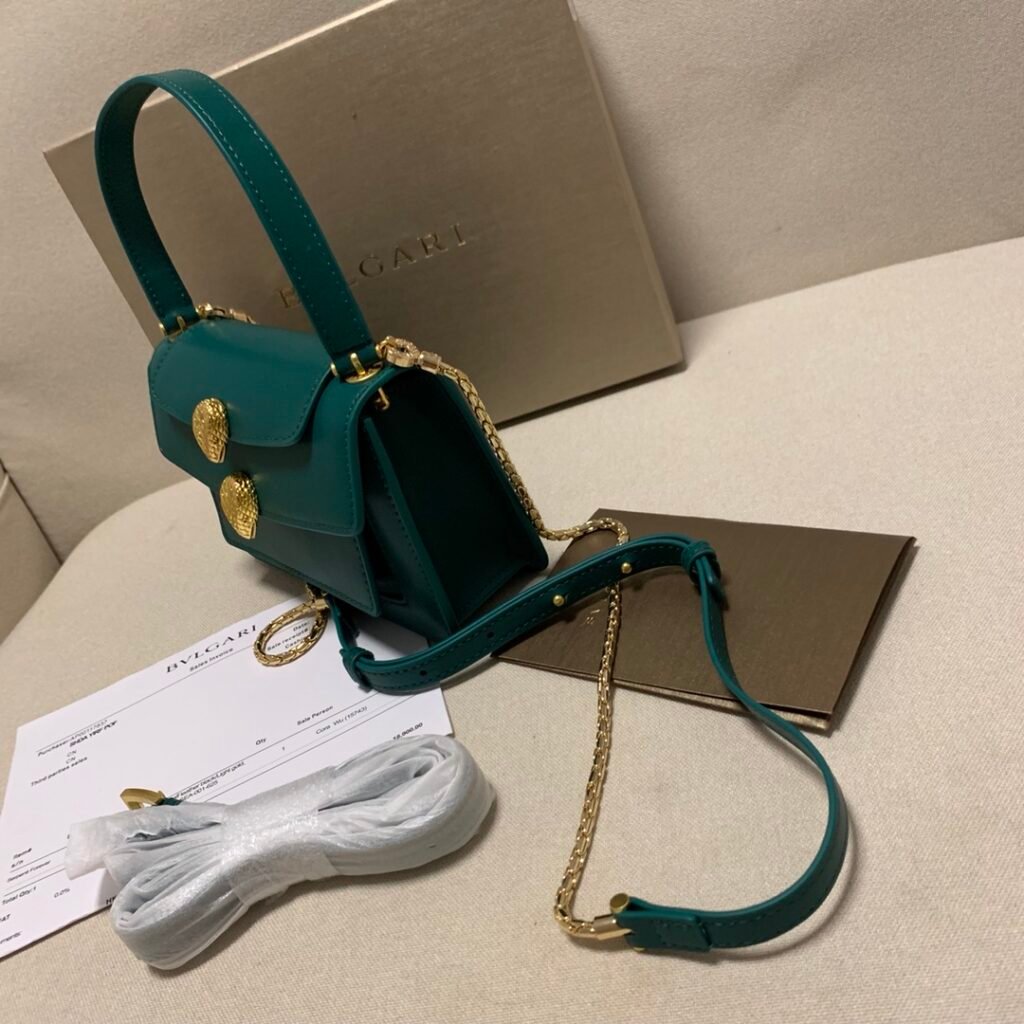 BVLGARI x Alexander Wang Serpenti Forever Belt Bag 7 Colors Luxury Leather Top Handle Crossbody Bag 18.5cm – Image 10 BVLGARI x Alexander Wang Serpenti Forever Belt Bag 7 Colors Luxury Leather Top Handle Crossbody Bag 18.5cm – Image 10