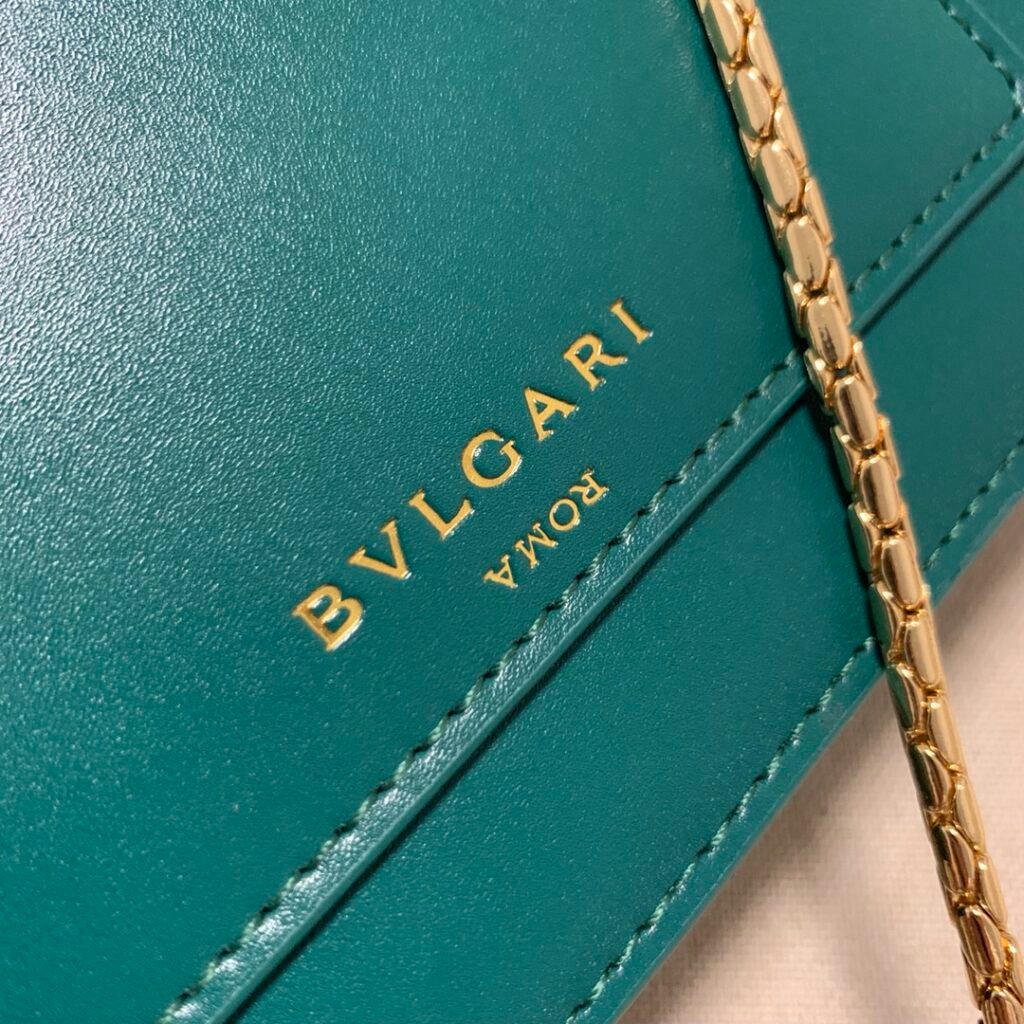 BVLGARI x Alexander Wang Serpenti Forever Belt Bag 7 Colors Luxury Leather Top Handle Crossbody Bag 18.5cm – Image 12 BVLGARI x Alexander Wang Serpenti Forever Belt Bag 7 Colors Luxury Leather Top Handle Crossbody Bag 18.5cm – Image 12