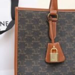 CELINE Horizontal Cabas Tote Bag 35cm Triomphe Canvas and Calfskin Leather Crossbody and Handbag with Strap 6