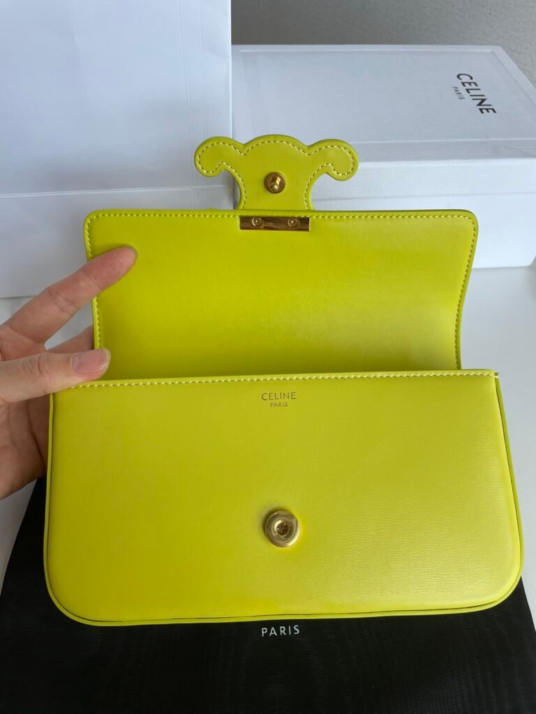 Celine Triomphe Chain Shoulder Bag 20.5cm Lime Green Smooth Calfskin Handbag &ndash; Image 6