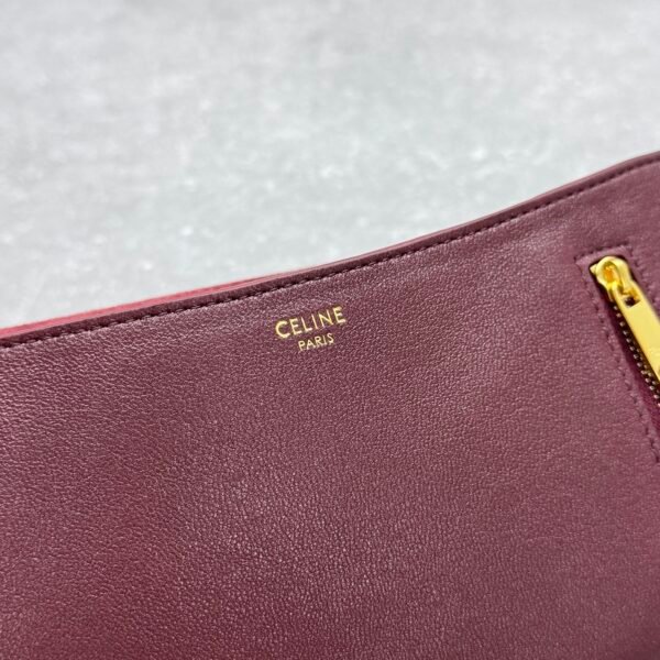 Celine Half-Moon Hobo Bag 25cm Triomphe Oil-Waxed Leather Underarm Bag with Gold Hardware