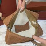 Loro Piana Extra Bag L23 Suede Calfskin Top-Handle Handbag 23cm Minimalist Crossbody Bag for Women Loro Piana Extra Bag L23 Suede Calfskin Top-Handle Handbag 23cm Minimalist Crossbody Bag for Women