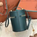 Loro Piana Extracase Bucket Bag 12x12x16cm Luxury Calfskin Handbag Designer Leather Vanity Case for Women Loro Piana Extracase Bucket Bag 12x12x16cm Luxury Calfskin Handbag Designer Leather Vanity Case for Women